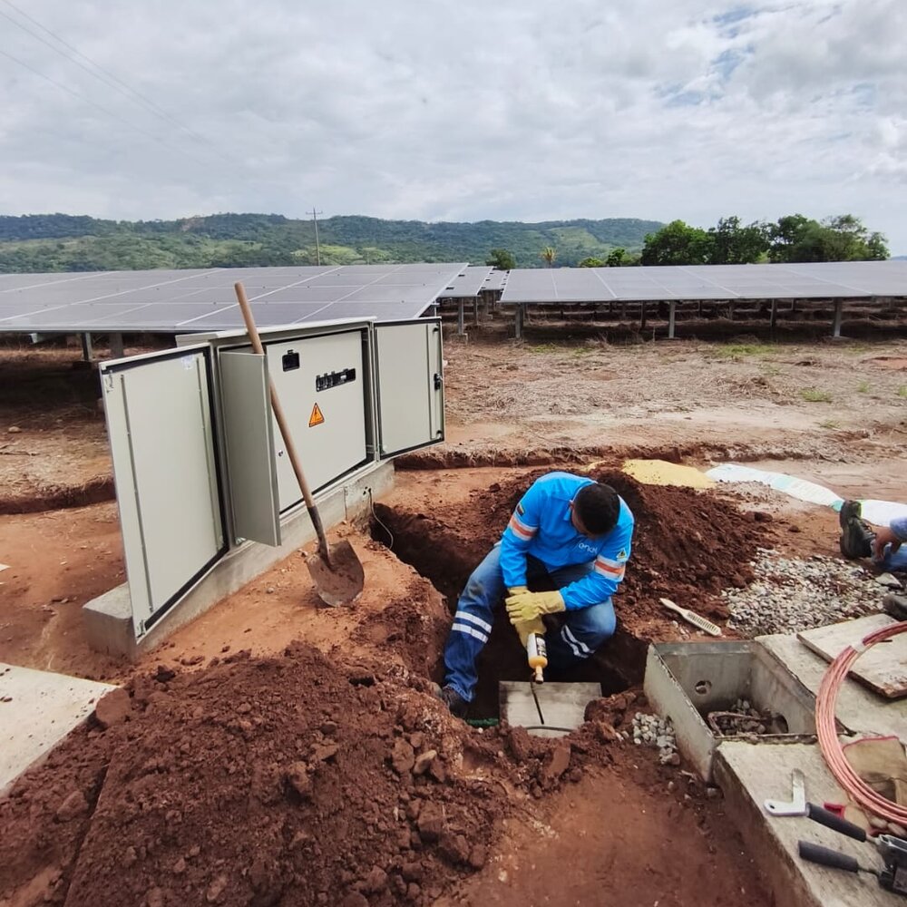 Sistema de puesta a tierra — Planta solar